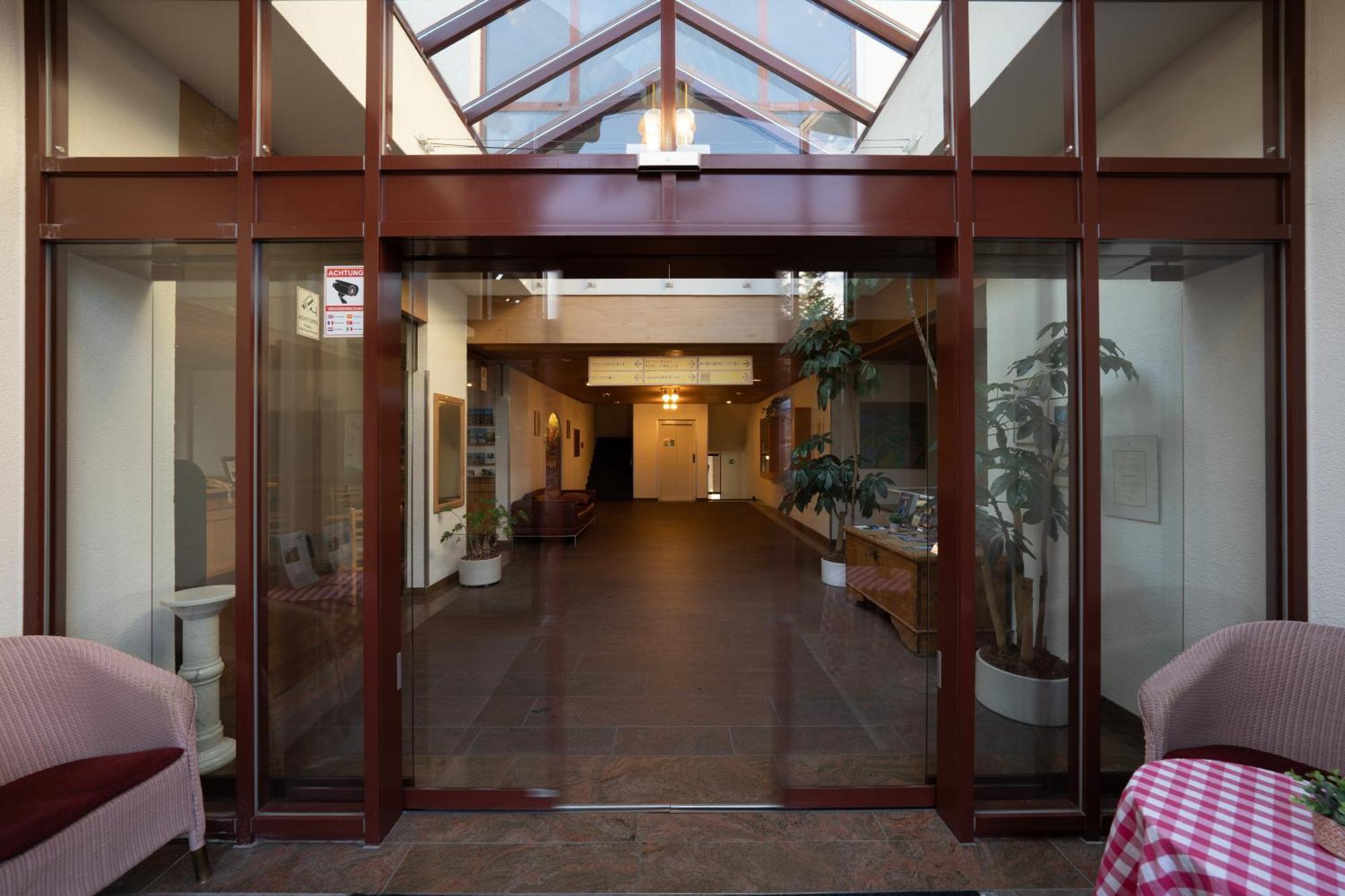 Hotel Aeschipark Aeschi Bei Spiez Экстерьер фото