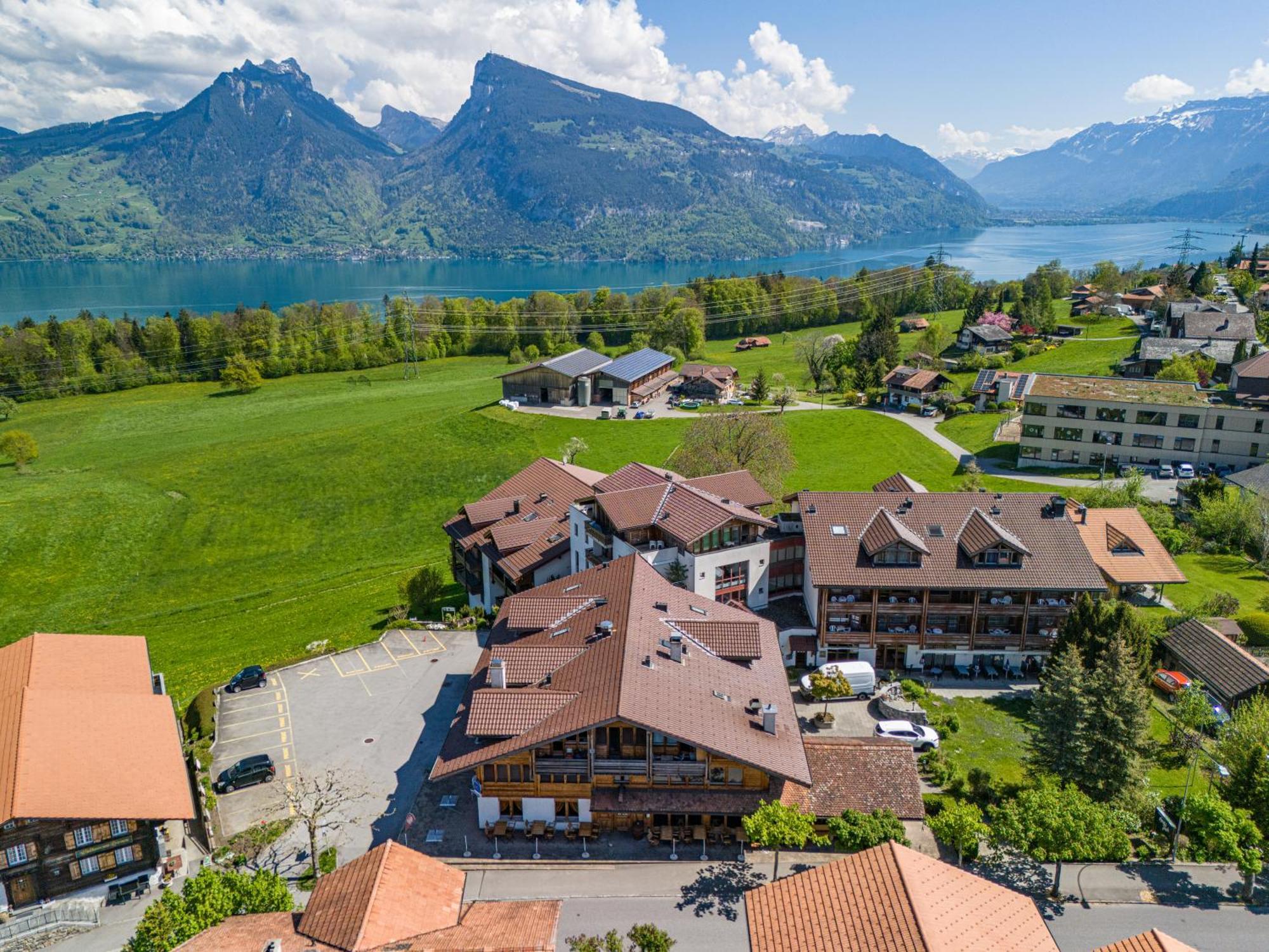Hotel Aeschipark Aeschi Bei Spiez Экстерьер фото