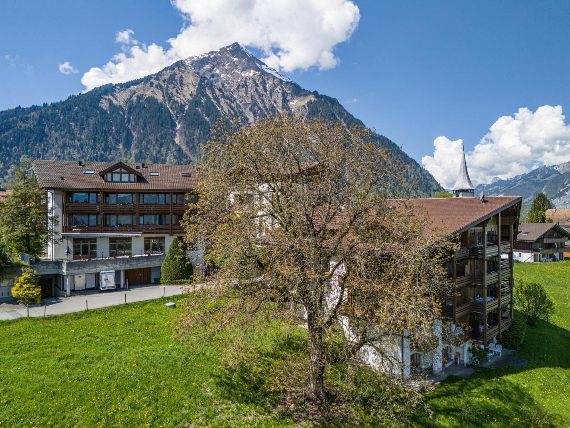 Hotel Aeschipark Aeschi Bei Spiez Экстерьер фото