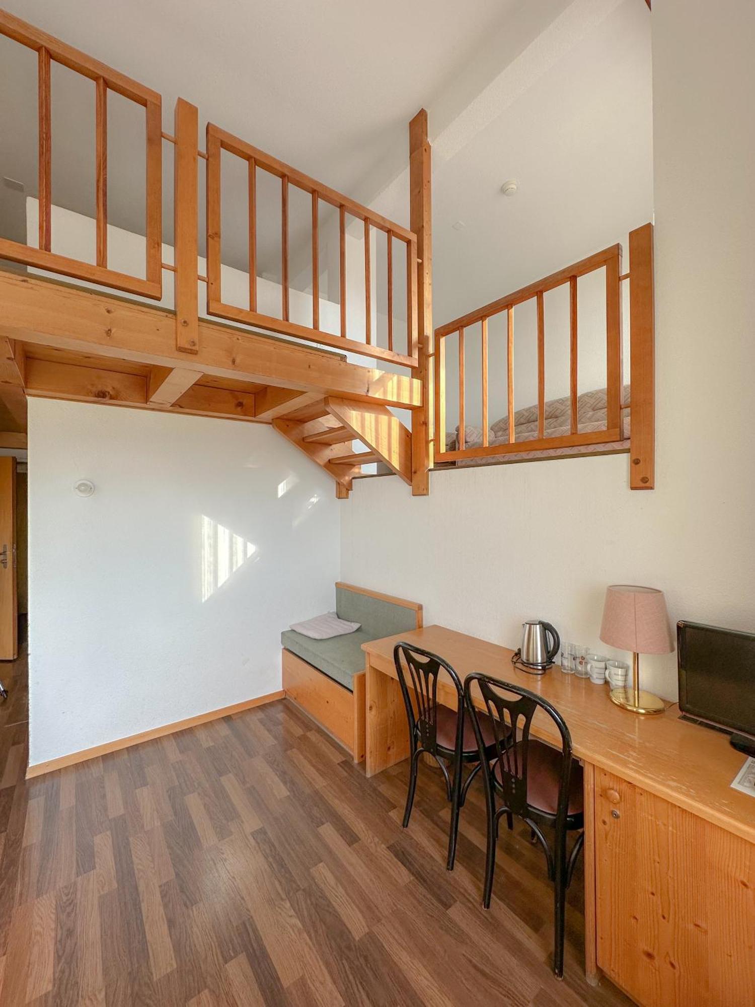 Hotel Aeschipark Aeschi Bei Spiez Экстерьер фото