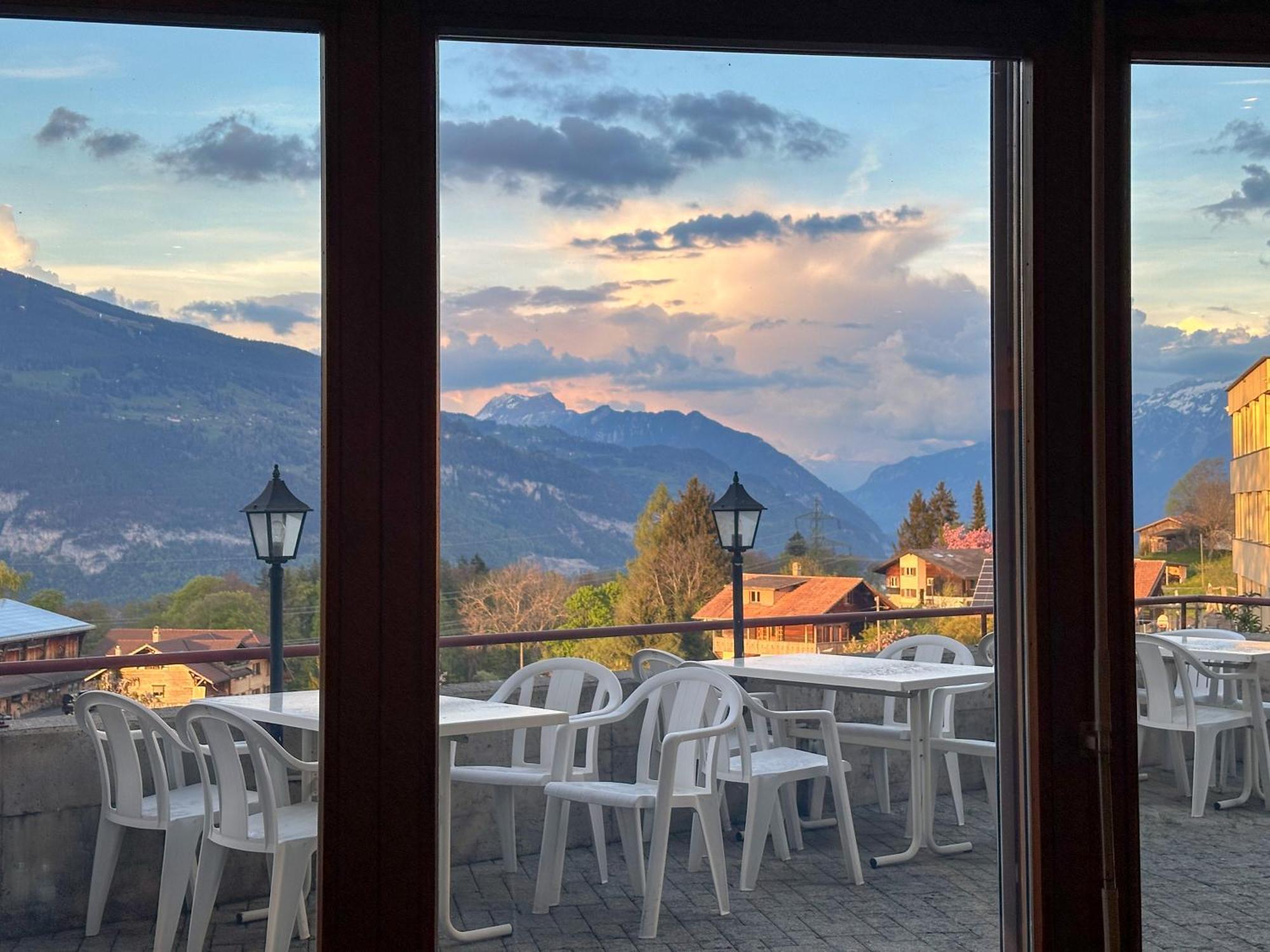 Hotel Aeschipark Aeschi Bei Spiez Экстерьер фото