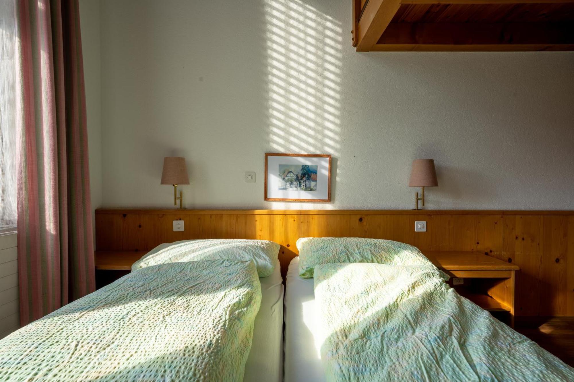 Hotel Aeschipark Aeschi Bei Spiez Экстерьер фото